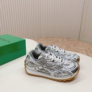 BOTTEGA VENETA Women's White and Silver Sneakers